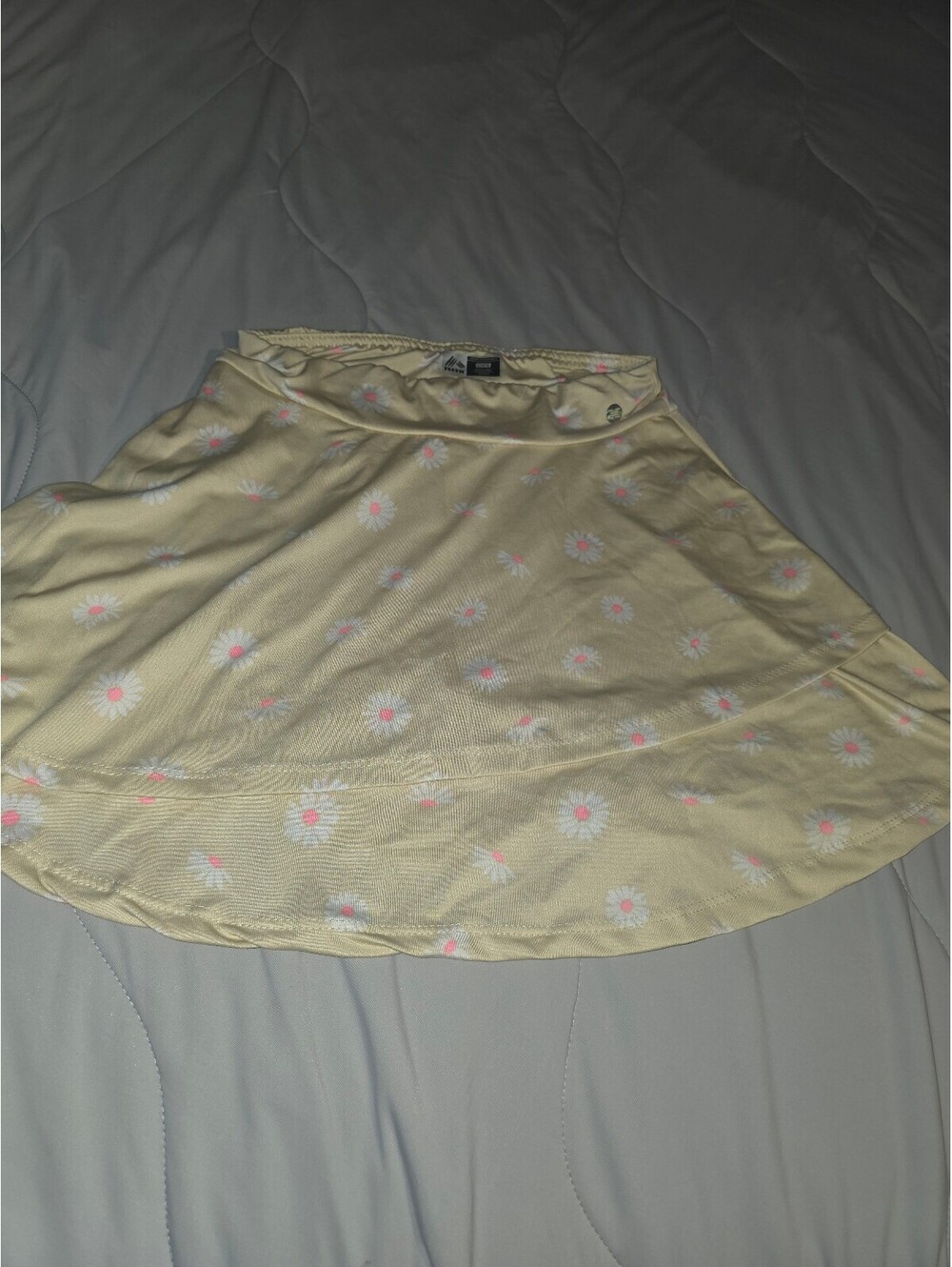 RBX performance skort - cream with flowers - L (14/16)
